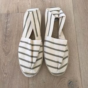 Shore Leave Espadrilles 🌊